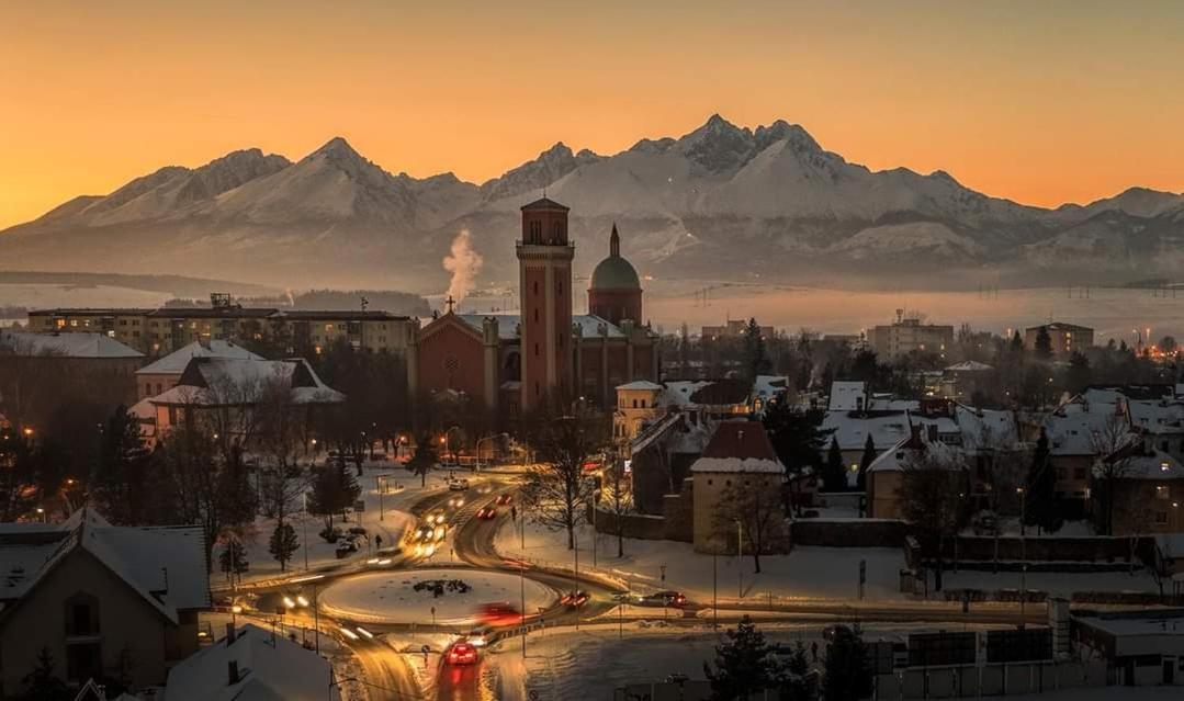 Luxus Apartman Pod Hradom Кежмарок Экстерьер фото
